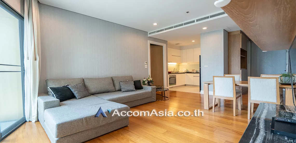  2 Bedrooms  Condominium For Rent in Sukhumvit, Bangkok  near BTS Phrom Phong (AA13555)