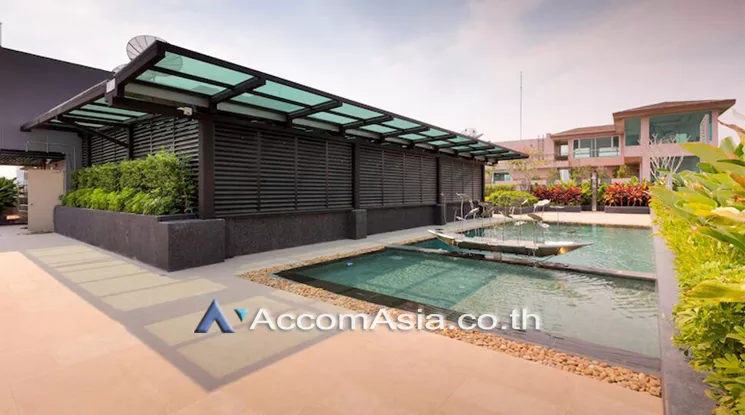  2 Bedrooms  Condominium For Rent & Sale in Sukhumvit, Bangkok  near BTS Thong Lo (AA13563)