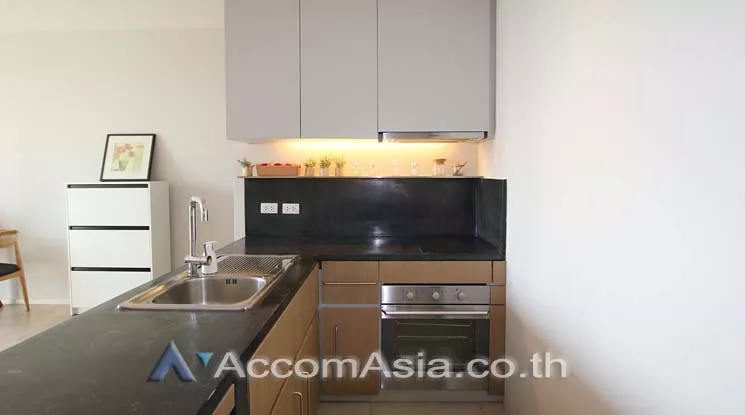  1 Bedroom  Apartment For Rent in Sukhumvit, Bangkok  (AA13571)