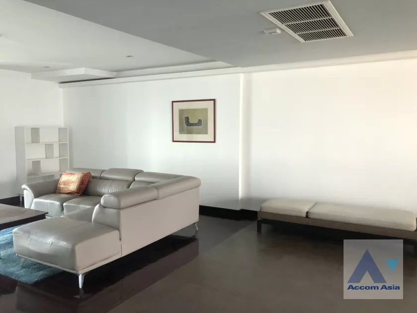  1 Bedroom  Condominium For Rent & Sale in Ploenchit, Bangkok  near BTS Chitlom (AA13575)