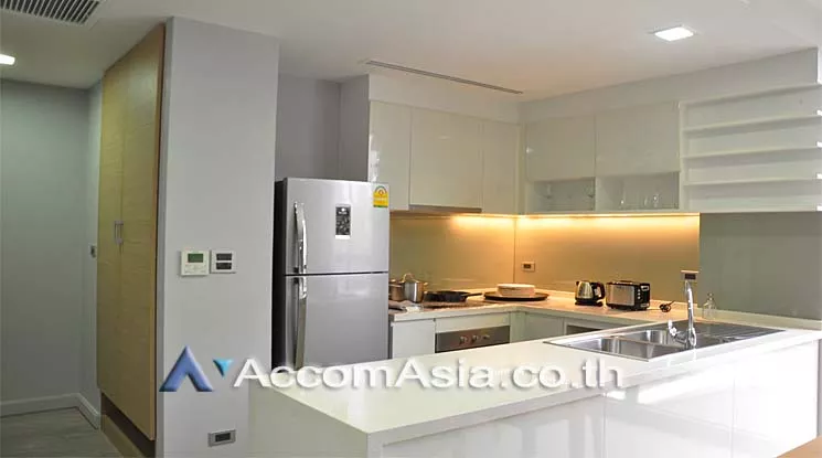 Pet friendly |  2 Bedrooms  Apartment For Rent in Sukhumvit, Bangkok  near BTS Phrom Phong (AA13592)