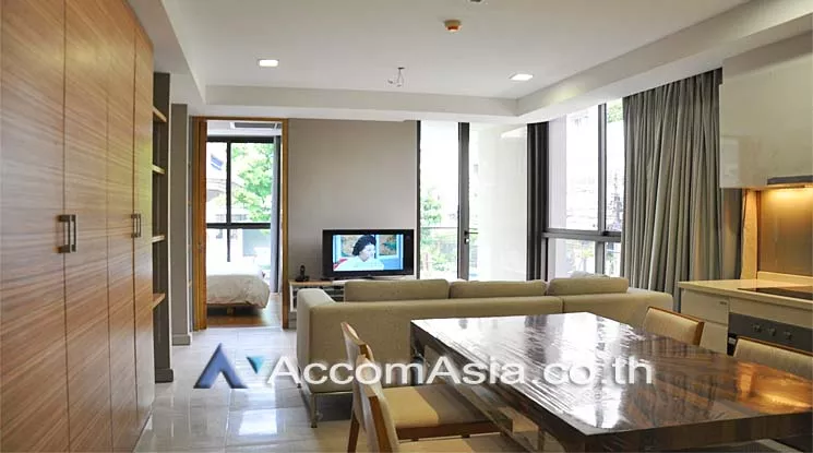 Pet friendly |  2 Bedrooms  Apartment For Rent in Sukhumvit, Bangkok  near BTS Phrom Phong (AA13611)