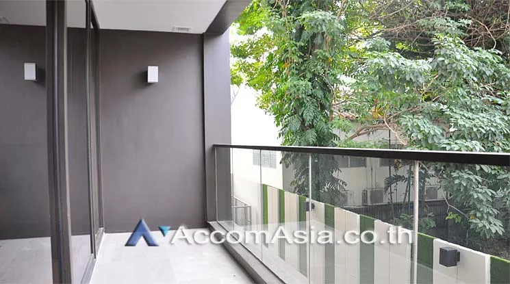 Pet friendly |  2 Bedrooms  Apartment For Rent in Sukhumvit, Bangkok  near BTS Phrom Phong (AA13612)