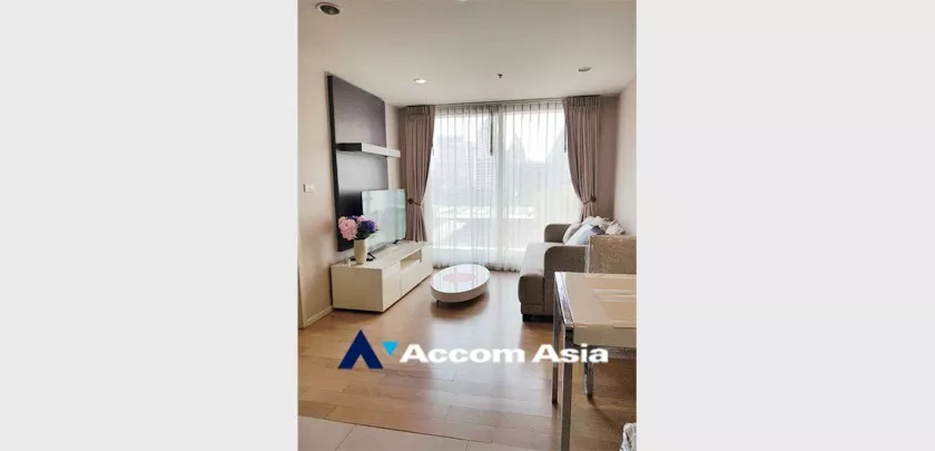  1 Bedroom  Condominium For Rent in Sukhumvit, Bangkok  near BTS Asok - MRT Sukhumvit (AA13620)