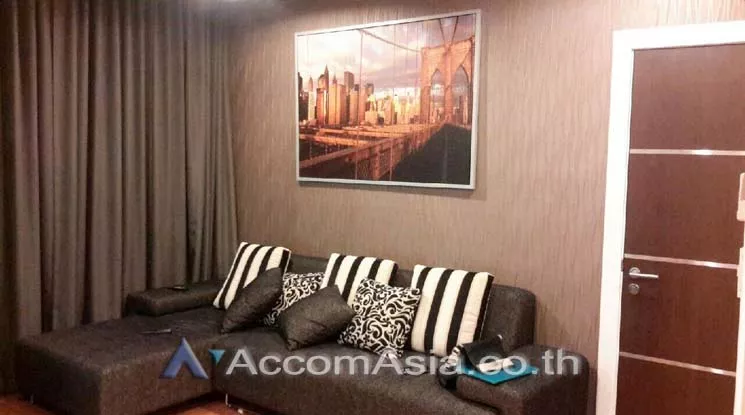  1 Bedroom  Condominium For Rent in Sukhumvit, Bangkok  near BTS Thong Lo (AA13673)