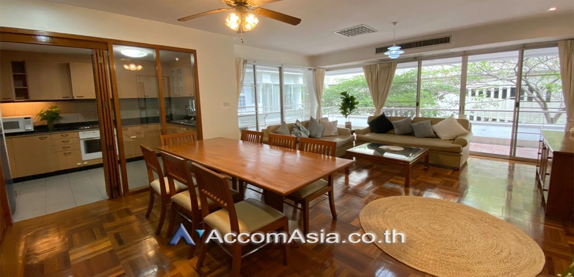 Pet friendly |  2 Bedrooms  Apartment For Rent in Sukhumvit, Bangkok  near BTS Phrom Phong (AA13677)