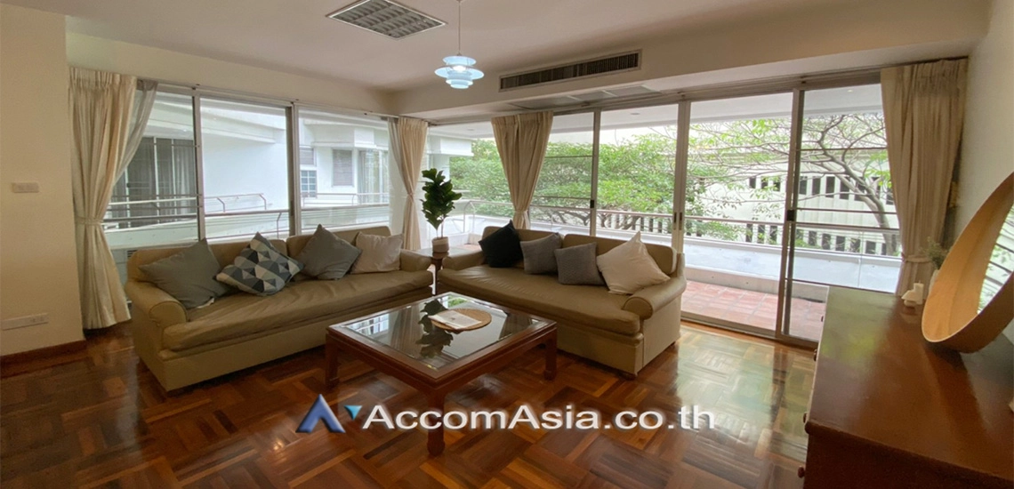 Pet friendly |  2 Bedrooms  Apartment For Rent in Sukhumvit, Bangkok  near BTS Phrom Phong (AA13677)