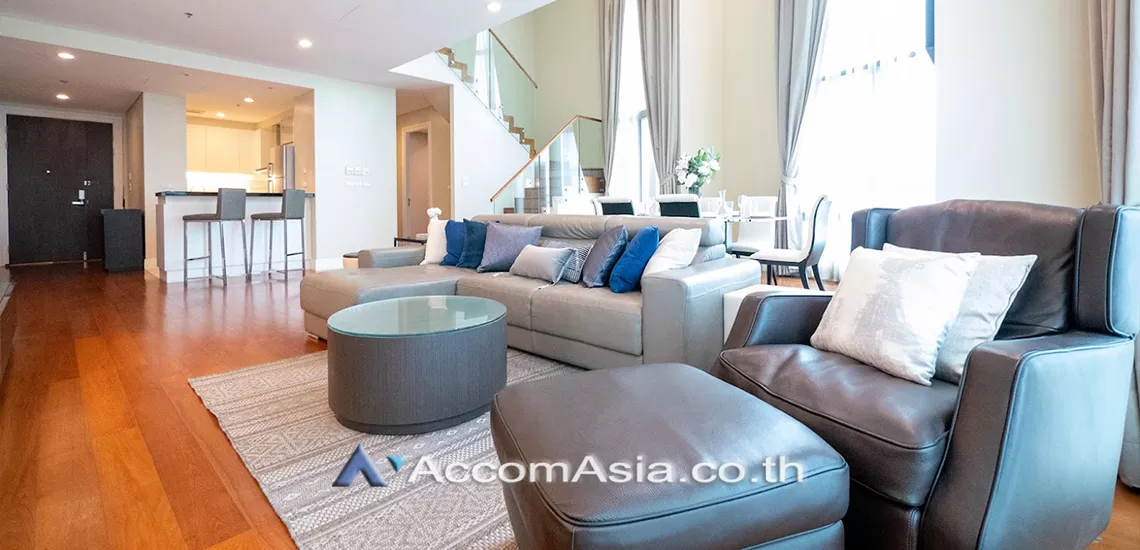 Duplex Condo |  3 Bedrooms  Condominium For Rent in Sukhumvit, Bangkok  near BTS Phrom Phong (AA13699)