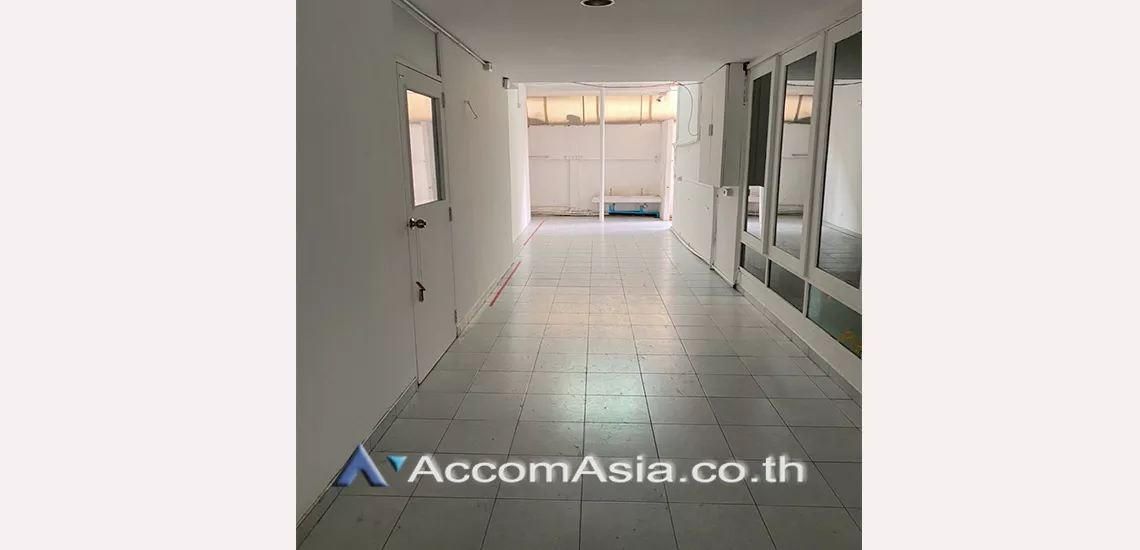 14  4 br House For Rent in Sukhumvit ,Bangkok BTS Ekkamai AA13872