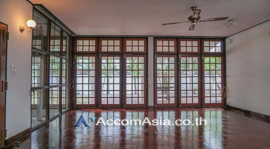 6  4 br House For Rent in Sathorn ,Bangkok BTS Chong Nonsi at Peaceful Compound 90447