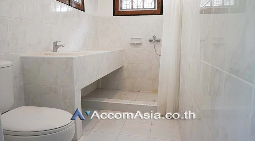 10  4 br House For Rent in Sathorn ,Bangkok BTS Chong Nonsi at Peaceful Compound 90447