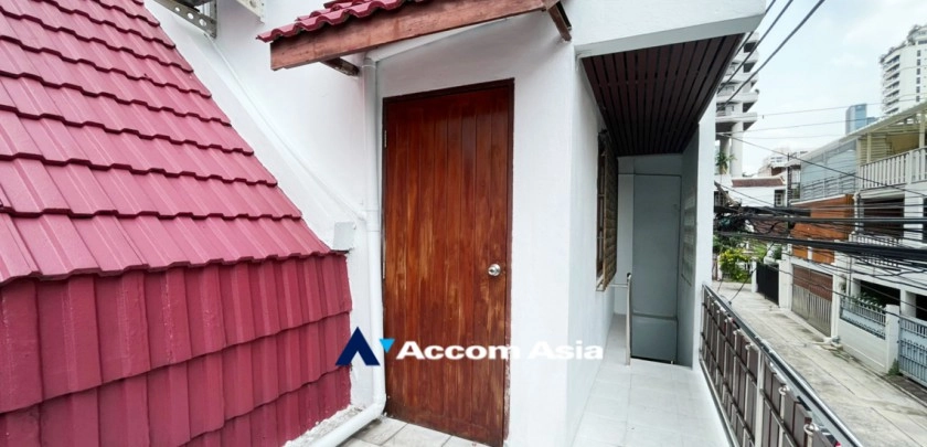 18  3 br Townhouse for rent and sale in Sukhumvit ,Bangkok BTS Phrom Phong AA13908