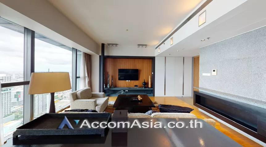  3 Bedrooms  Condominium For Rent in Sathorn, Bangkok  near BTS Chong Nonsi - MRT Lumphini (AA13929)