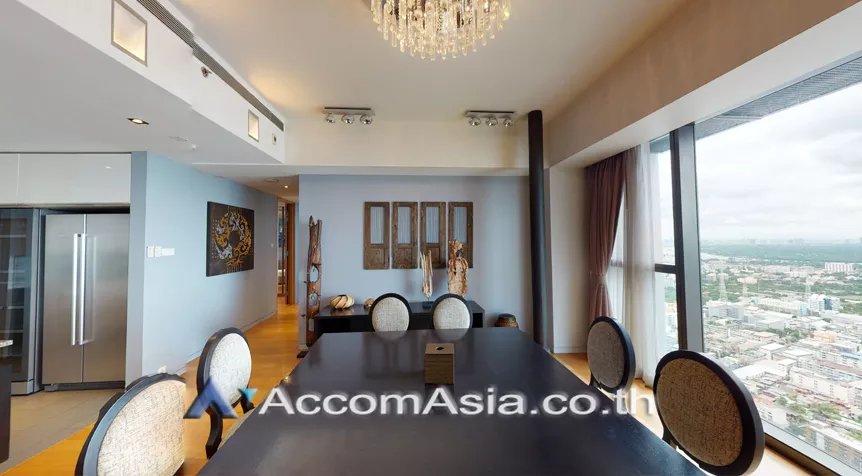  3 Bedrooms  Condominium For Rent in Sathorn, Bangkok  near BTS Chong Nonsi - MRT Lumphini (AA13929)