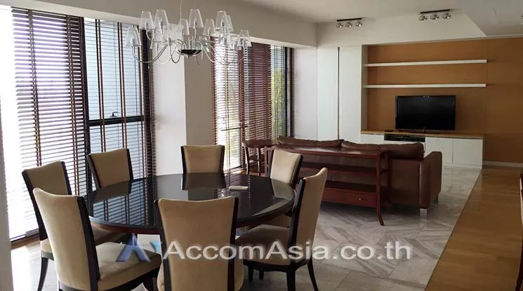  3 Bedrooms  Condominium For Rent in Sathorn, Bangkok  near BTS Chong Nonsi - MRT Lumphini (AA13937)