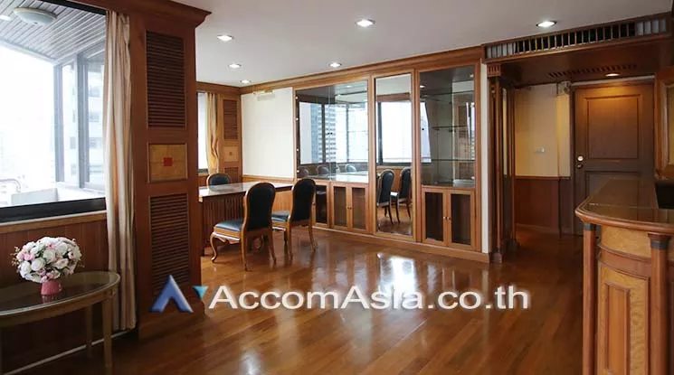  2 Bedrooms  Condominium For Rent in Sukhumvit, Bangkok  near BTS Asok - MRT Sukhumvit (AA13949)