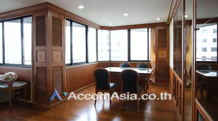  2 Bedrooms  Condominium For Rent in Sukhumvit, Bangkok  near BTS Asok - MRT Sukhumvit (AA13949)