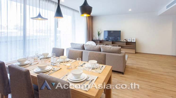  2 Bedrooms  Apartment For Rent in Sukhumvit, Bangkok  near BTS Asok - MRT Sukhumvit (AA13967)