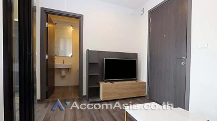 8  1 br Condominium For Rent in Sukhumvit ,Bangkok BTS On Nut at The Base Park East AA14086