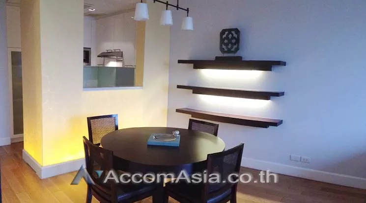  1 Bedroom  Condominium For Sale in Sukhumvit, Bangkok  near BTS Phrom Phong (AA14116)