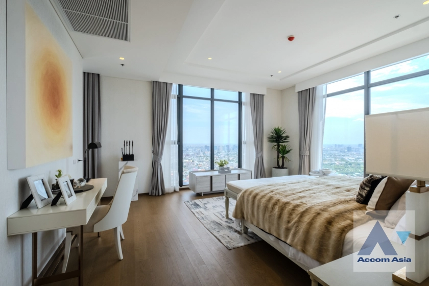 10  3 br Condominium For Sale in Sukhumvit ,Bangkok BTS On Nut at Ramada Plaza Residence AA14215