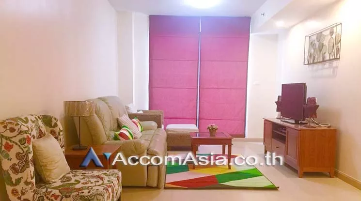  3 Bedrooms  Condominium For Rent in Sukhumvit, Bangkok  (AA14267)