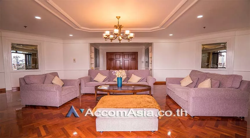 Pet friendly |  3 Bedrooms  Condominium For Rent in Sukhumvit, Bangkok  near BTS Phrom Phong (AA14403)