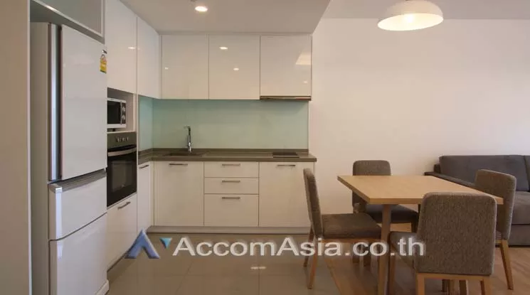  2 Bedrooms  Apartment For Rent in Sukhumvit, Bangkok  near BTS Phrom Phong (AA14511)