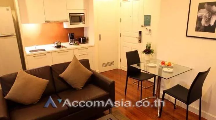  1 Bedroom  Apartment For Rent in Sukhumvit, Bangkok  near BTS Nana (AA14721)