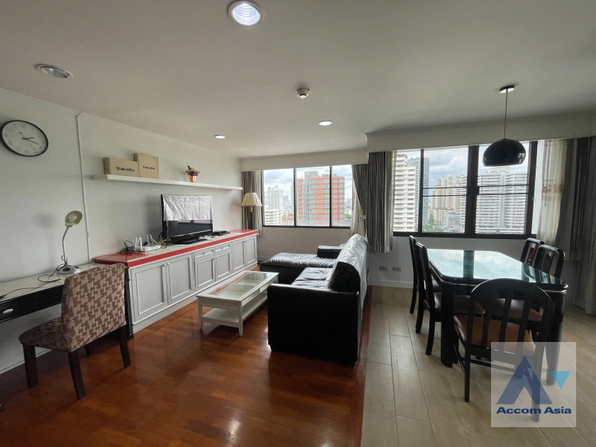  2 Bedrooms  Condominium For Rent in Sukhumvit, Bangkok  near BTS Phrom Phong (AA14736)