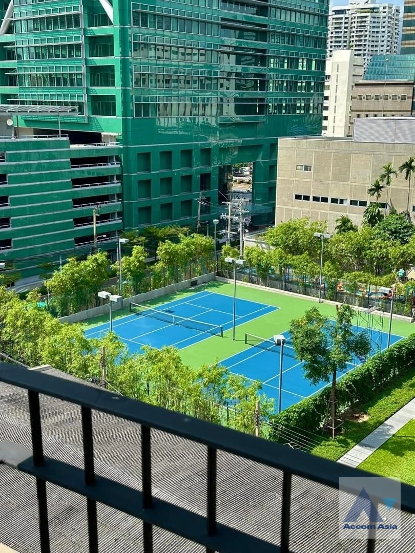  2 Bedrooms  Condominium For Rent & Sale in Sathorn, Bangkok  near BTS Chong Nonsi (AA14772)