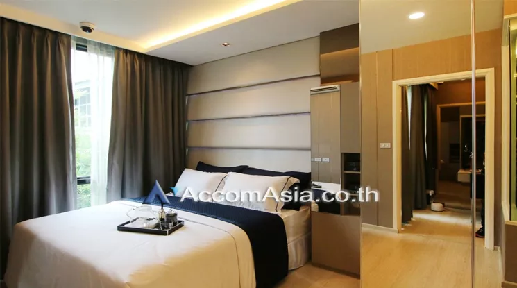  1 Bedroom  Condominium For Sale in Sukhumvit, Bangkok  near BTS Thong Lo (AA14900)