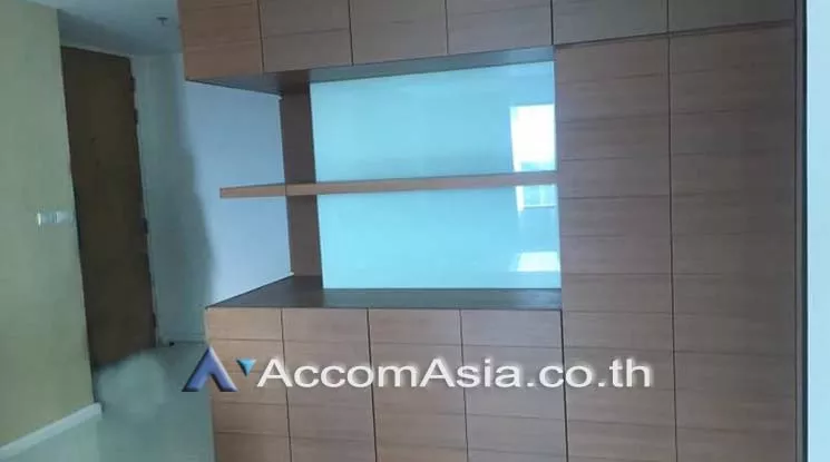  1  2 br Condominium For Rent in Ploenchit ,Bangkok BTS Chitlom at Royal Maneeya Executive Residence AA14903