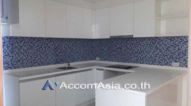  1  2 br Condominium For Rent in Ploenchit ,Bangkok BTS Chitlom at Royal Maneeya Executive Residence AA14903