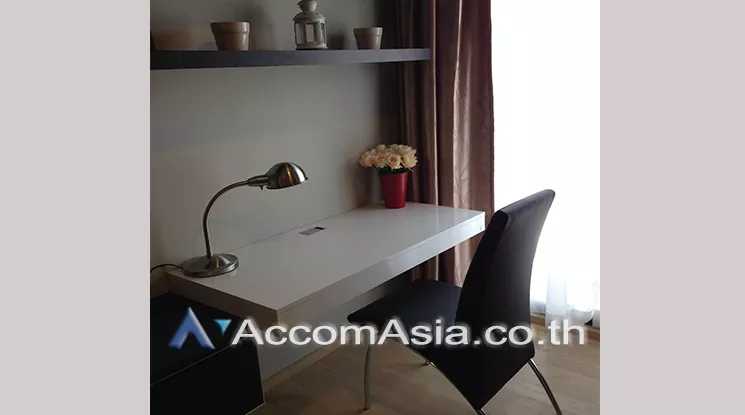  2 Bedrooms  Condominium For Rent in Sukhumvit, Bangkok  near BTS Phrom Phong (AA14983)