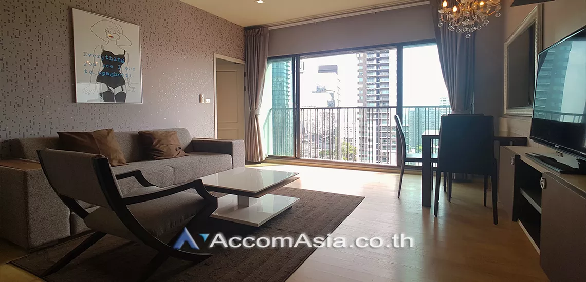  1 Bedroom  Condominium For Rent in Sukhumvit, Bangkok  near BTS Phrom Phong (AA14990)