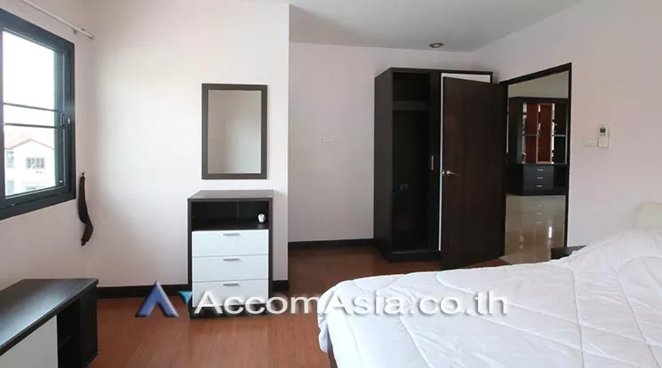 6  3 br Apartment For Rent in Sukhumvit ,Bangkok BTS Ekkamai at Spacious Room AA15079