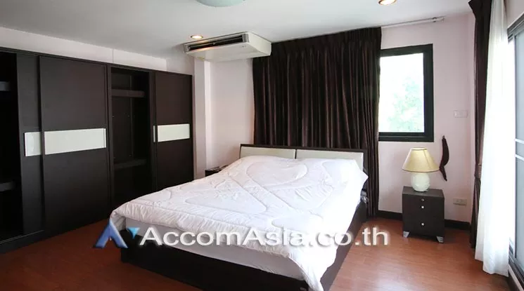 7  3 br Apartment For Rent in Sukhumvit ,Bangkok BTS Ekkamai at Spacious Room AA15079