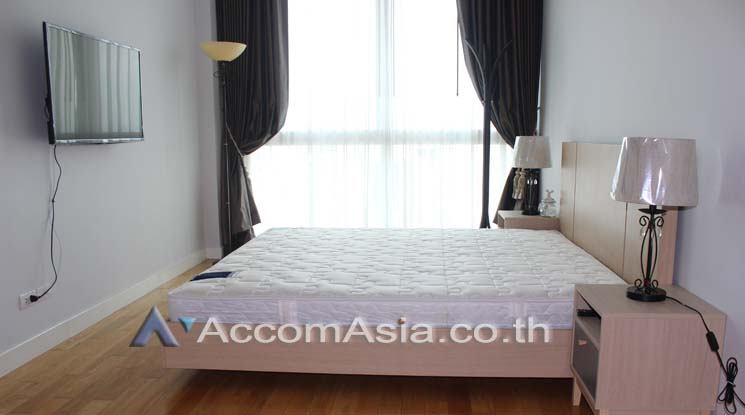  2 Bedrooms  Condominium For Rent in Sukhumvit, Bangkok  near BTS Asok - MRT Sukhumvit (AA15097)