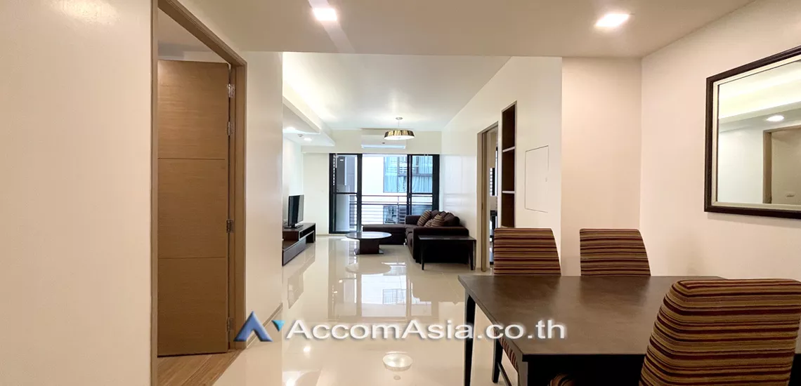 Pet friendly |  2 Bedrooms  Apartment For Rent in Sukhumvit, Bangkok  near BTS Asok - MRT Sukhumvit (AA15098)