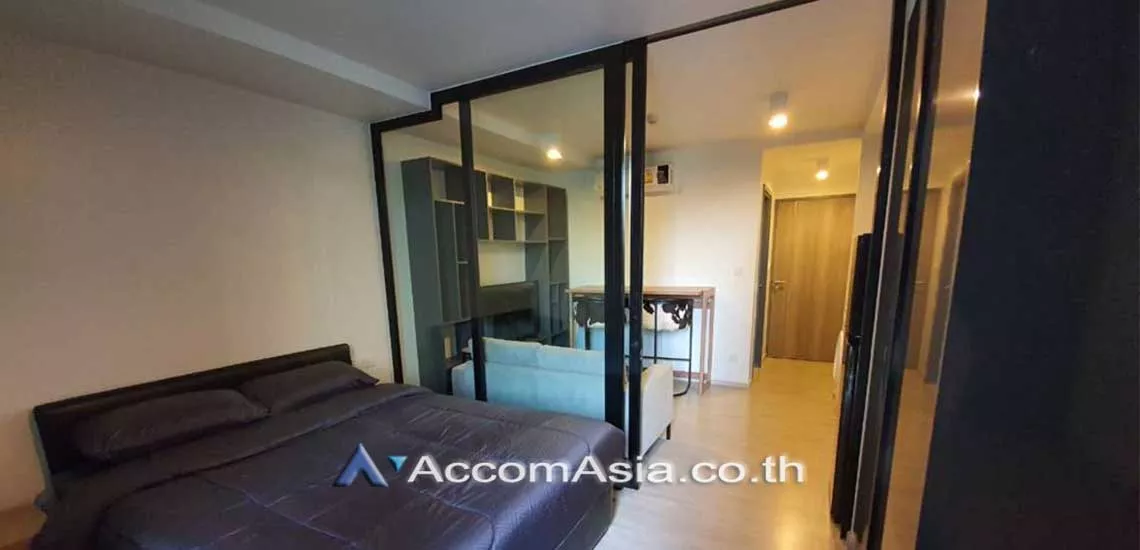  1 Bedroom  Condominium For Rent in Ploenchit, Bangkok  near BTS Ploenchit (AA15114)