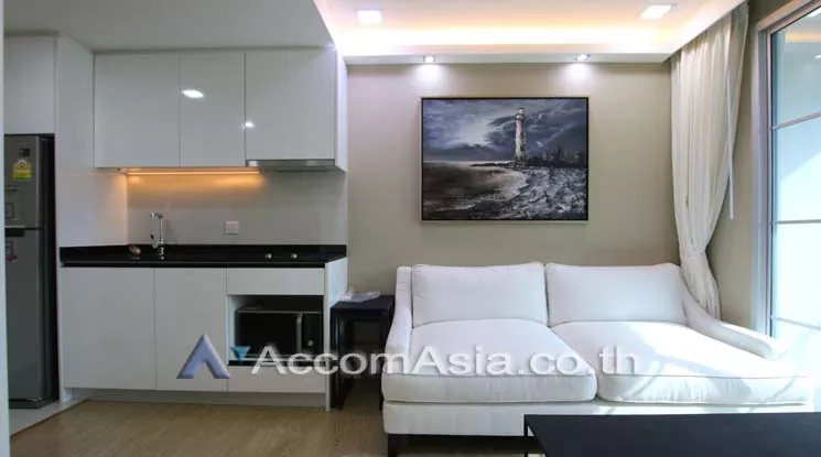  1 Bedroom  Condominium For Rent in Sukhumvit, Bangkok  near BTS Phrom Phong (AA15148)