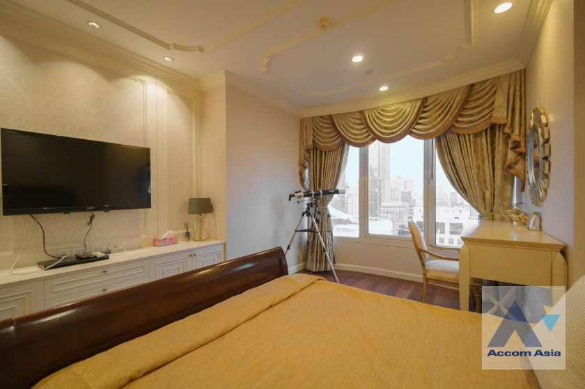 44  6 br Condominium For Sale in Ploenchit ,Bangkok BTS Chitlom at The Park Chidlom AA15191