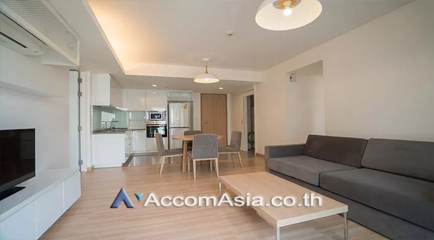  2 Bedrooms  Apartment For Rent in Sukhumvit, Bangkok  near BTS Phrom Phong (AA15299)