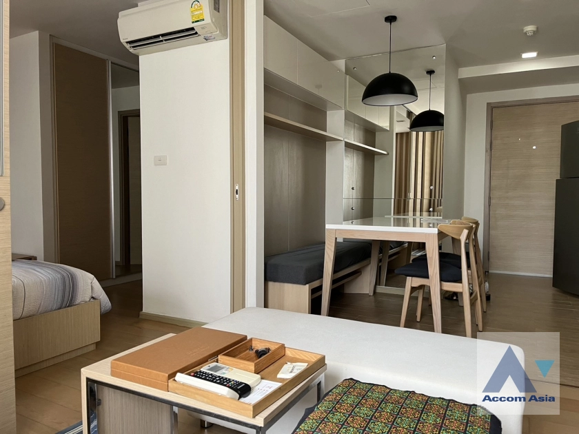  1 Bedroom  Condominium For Rent in Sukhumvit, Bangkok  near BTS Thong Lo (AA15314)