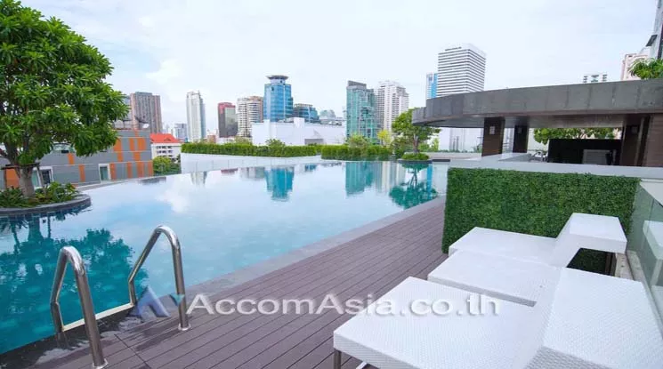  1 Bedroom  Condominium For Rent in Sukhumvit, Bangkok  near BTS Asok - MRT Sukhumvit (AA15318)