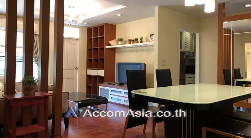 Pet friendly |  2 Bedrooms  Condominium For Rent in Sukhumvit, Bangkok  near BTS Phrom Phong (AA15576)