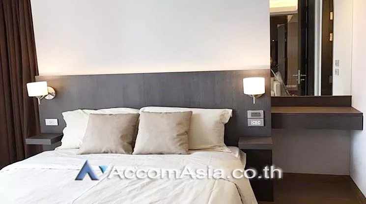  1 Bedroom  Condominium For Rent in Sukhumvit, Bangkok  near BTS Phrom Phong (AA15610)