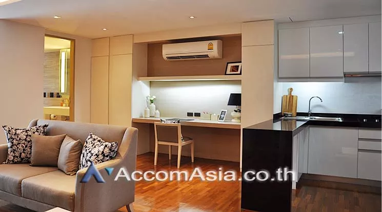  1 Bedroom  Apartment For Rent in Sukhumvit, Bangkok  near BTS Phrom Phong (AA15668)