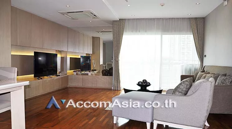  2 Bedrooms  Apartment For Rent in Sukhumvit, Bangkok  near BTS Phrom Phong (AA15669)